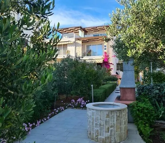 Appartement In Tribunj With Air Conditioning, Wifi 4953-2 *