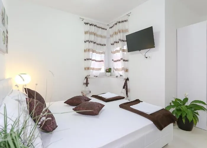 In Tribunj With Air Conditioning, Wifi 4953-2 Appartement Tribalj